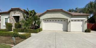 Executive Home for Rent – Northwest Bakersfield Gallery 1