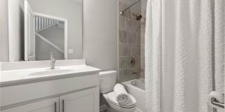 310 Commons Avenue - 1 Gallery 16