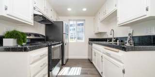 5757 University Ave Gallery 1