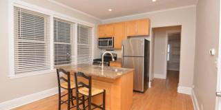 2528 W Charleston Gallery 3