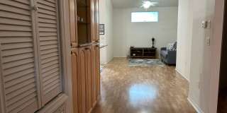 Executive 2 bedroom/ 2 bath condo Gallery 3