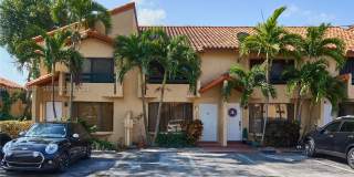 10042 SW 77th Ct Gallery 1
