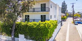 4445 1/2 Auckland Ave Gallery 1