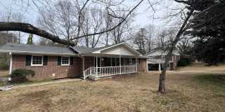 4 Bedrooms, 1 Bathroom - Home in West Rome! Gallery 1