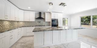 16770 Lakeview Court Gallery 9