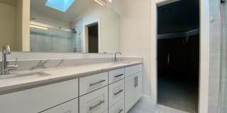 Contemporary rambler in Kent Station! Gallery 15