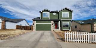 Spacious & Conveniently Located Rental Home in Colorado Springs – 1512 Coolcrest Ave Spacious & Conveniently Located Rental Home in Colorado Springs – 1512 Coolcrest Ave Gallery 1