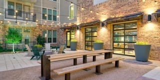 The Crosby Gallery 16