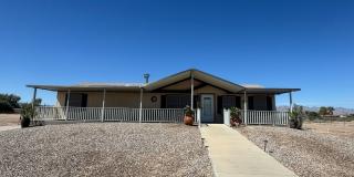 Spacious 3-Bed Home on 1 Acre with Boat-Deep Garage, RV Parking  Mountain Views Gallery 1