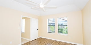13702 Seahorse Gallery 26