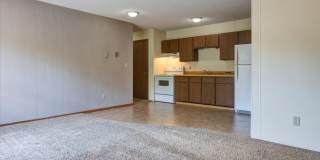 Brittany Court Apartments | Convenient Menomonie Living Gallery 1