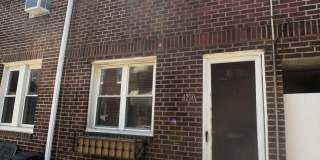 Well-maintained Passyunk Square 2 Bedroom Home! W/D! Yard! Gallery 1