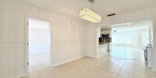 10108 Paradise Boulevard Gallery 17
