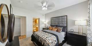 The Boulevard at Deer Park Gallery 15