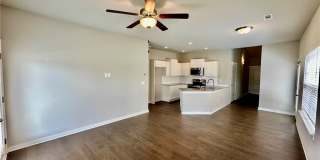 3913 SW Peachwood Drive Gallery 4