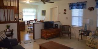Fully Furnished Seasonal Unit in Jensen Beach Florida Gallery 9