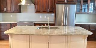 Harleston Village Town Home - Steps to the Battery, Colonial Lake and King Street! Gallery 6