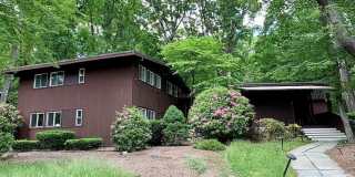 Beautiful Single Family Home In Lexington MA! Gallery 1