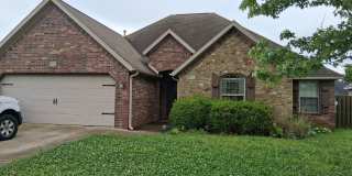 Three bedroom two bath home in Bentonville Gallery 1