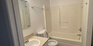Room in 3 Bedroom Home at Gera Emma Dr Room in 3 Bedroom Home at Gera Emma Dr Gallery 6