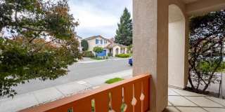 Charming Three Bedroom Napa Home Close to Queen of the Valley Medical Center Gallery 4