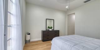 430 SW 147th Ave Gallery 22