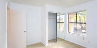 Riverglen Apartments Gallery 61