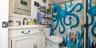 4 Bedroom 2 Bathroom Renovated Duplex Available in Charming Brownstone Gallery 10