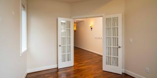 3+ Bedroom 2.5 Bath with Office and Bonus Room - Indoor Play Structure - North Salmon Creek Gallery 1