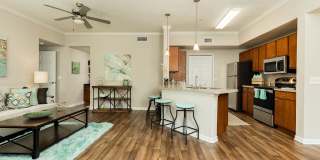 Edgewater Apartments Gallery 28