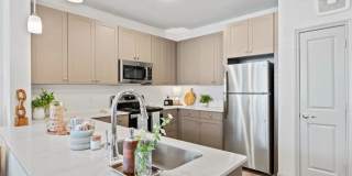 1102 Halsey Dr Gallery 6