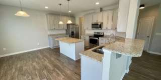 Stunning 4 Bedroom 2.5 Bathroom 2-story Home in NE Greensboro with 2 car garages Gallery 16