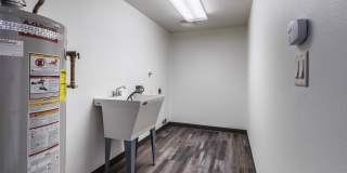 260 N. 16th Street Gallery 10