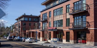 Multnomah Village Gallery 21