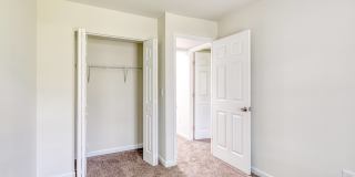 Dunfield Apartments & Townhomes Gallery 8