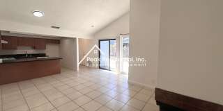 Spacious Updated 2bd/2ba Halfplex with 2 Car Garage Gallery 7