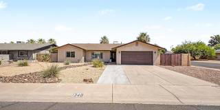 1340 E DONNER Drive Gallery 1