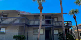 2 Bedroom, 2 bathroom condo For Rent in Town N Country! Gallery 3