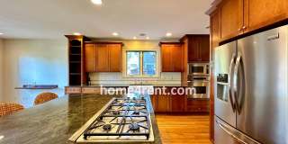 Charming Dutch Colonial in Brookside w/ an Updated Kitchen, Wood Floors, Fenced Yard and a Finished Third Floor! Gallery 15