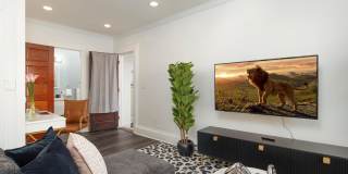 12 Academy St Gallery 1