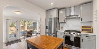 5712 Oak Drive Gallery 15