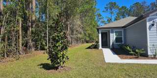 Brand New modern 3 Bed, 2 bath with 2 car garage in Palm Coast minutes from the Beach and shopping Gallery 5