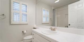 2546 Bungalow Gallery 21