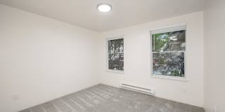Sutter's Square Gallery 16