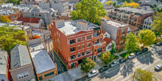 2927 North Southport Ave. Gallery 5