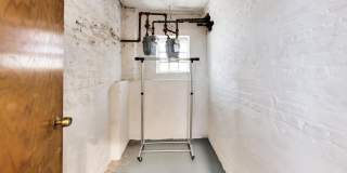 3135 S Lowe Avenue Gallery 14