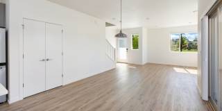 Beautiful 3 Bedroom Home Located in Ten Trails Black Diamond Gallery 9