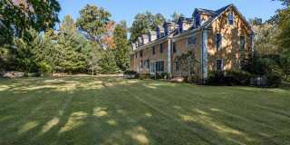 164 West Lane Gallery 38