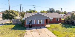 Spacious 4-Bedroom Home with Modern Updates and a Big Yard Gallery 1