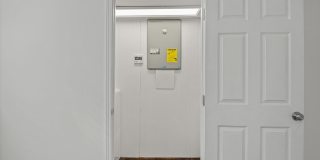 312 HAMMONDS FERRY Gallery 48